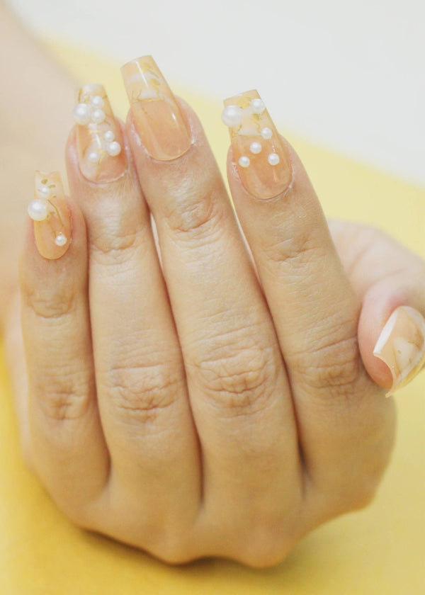 Gold_Silk_Pearl_Nail_Wraps_1-PM-FN-60056-Pablo-Mode