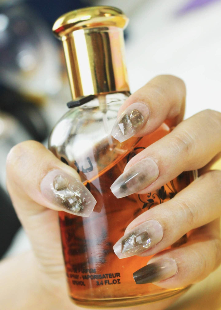 Smoky_Luxe_Nail_Extensions_1-PM-FN-60036-Pablo-Mode