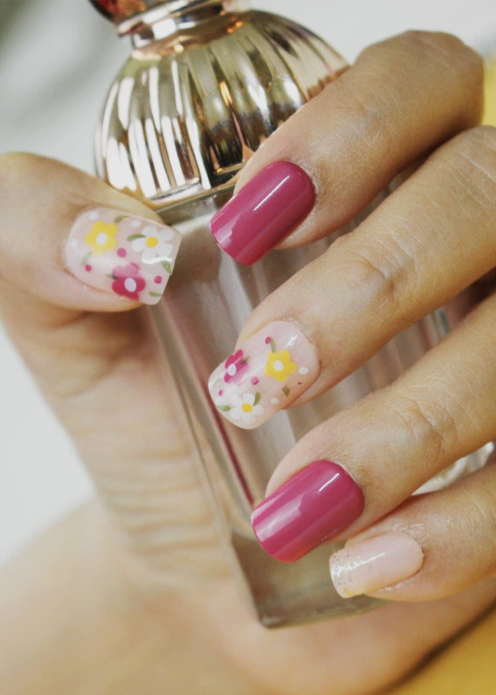 Soft_Spring_Aura_Square_Nails_1-PM-FN-60042-Pablo-Mode